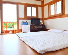 South Korea Gyeongsangbuk-Do Gyeongju vacation rental compare prices direct by owner 13712458