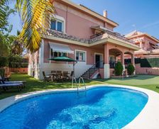 Spain Andalucía Arroyo de la Miel vacation rental compare prices direct by owner 23799903