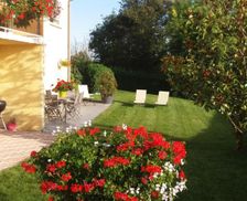 France Rhône-Alps Janneyrias vacation rental compare prices direct by owner 13624250