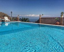 Italy Sicily Taormina vacation rental compare prices direct by owner 15818025