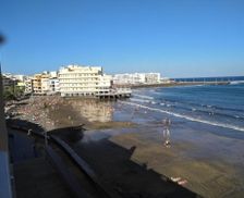 Spain Tenerife El Médano vacation rental compare prices direct by owner 29817595