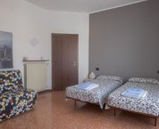 Italy Lombardy Bareggio vacation rental compare prices direct by owner 14321915