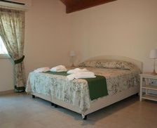 Italy Basilicata Pisticci vacation rental compare prices direct by owner 16114432