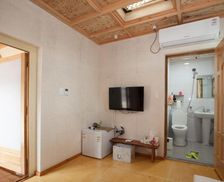 South Korea Jeollabuk-Do Jeonju vacation rental compare prices direct by owner 19195507