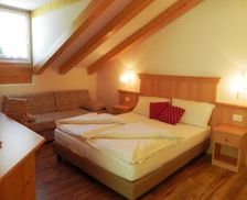 Italy Trentino Alto Adige Malè vacation rental compare prices direct by owner 18952116