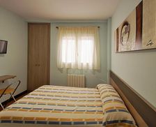 Spain Castile and Leon Rabé de las Calzadas vacation rental compare prices direct by owner 14250506