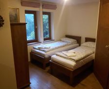 Poland Lower Silesia Miedzygorze vacation rental compare prices direct by owner 18220013