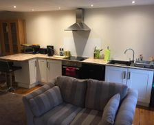 United Kingdom West Yorkshire Holmfirth vacation rental compare prices direct by owner 14185434