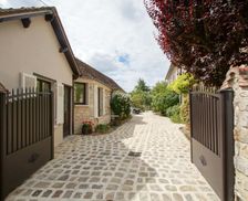 France Ile de France Moret-sur-Loing vacation rental compare prices direct by owner 13966978
