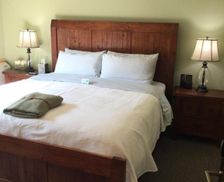 United States Michigan Munising vacation rental compare prices direct by owner 18543901