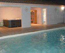 France Aquitaine Sainte-Bazeille vacation rental compare prices direct by owner 18185031