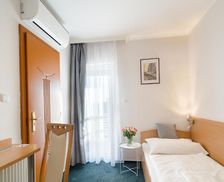 Hungary  Budapest vacation rental compare prices direct by owner 14219301