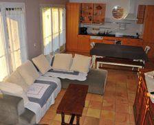 France Languedoc-Roussillon Baron vacation rental compare prices direct by owner 18098013