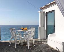 Portugal Madeira Islands Arco da Calheta vacation rental compare prices direct by owner 14926713