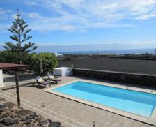 Spain Lanzarote Tías vacation rental compare prices direct by owner 14491103