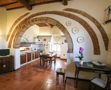 Italy Tuscany San Gimignano vacation rental compare prices direct by owner 13436282