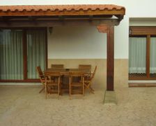 Spain Cantabria Santillana del Mar vacation rental compare prices direct by owner 14061354