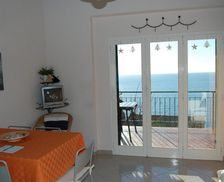 Italy Liguria Bonassola vacation rental compare prices direct by owner 14461654