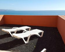 Spain Fuerteventura Costa Calma vacation rental compare prices direct by owner 14567967