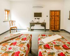 India Rajasthan Udaipur vacation rental compare prices direct by owner 26797707
