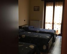 Italy Piedmont Romentino vacation rental compare prices direct by owner 13974046