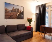 Netherlands Noord-Holland Amsterdam vacation rental compare prices direct by owner 7830431