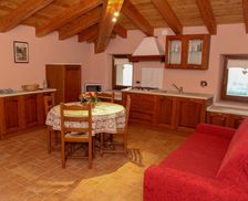 Italy Valle d'Aosta Aymavilles vacation rental compare prices direct by owner 13859261