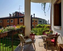 Italy Veneto Verona vacation rental compare prices direct by owner 6435697