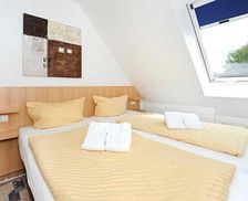 Germany Lower-Saxony Bensersiel vacation rental compare prices direct by owner 23704476