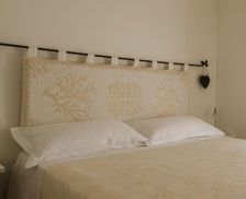 Italy Sardinia Palau vacation rental compare prices direct by owner 26954659