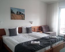 Germany Saxony-Anhalt Dunkelforth vacation rental compare prices direct by owner 18870519