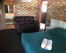 Australia Queensland Miles vacation rental compare prices direct by owner 14218130