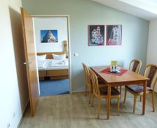 Germany Mecklenburg-Pomerania Broderstorf vacation rental compare prices direct by owner 14239398