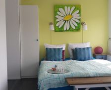 Netherlands Noord-Holland Wijk aan Zee vacation rental compare prices direct by owner 18007218