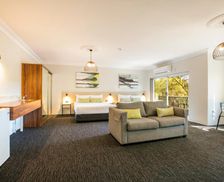 Australia New South Wales Rooty Hill vacation rental compare prices direct by owner 14051774