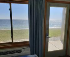 United States Wisconsin Algoma vacation rental compare prices direct by owner 12793020