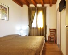 Italy Veneto Marostica vacation rental compare prices direct by owner 18451367