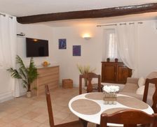 France Provence-Alpes-Côte d'Azur Antibes vacation rental compare prices direct by owner 14893908