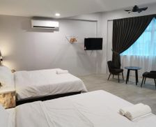 Malaysia Johor Simpang Renggam vacation rental compare prices direct by owner 14134871