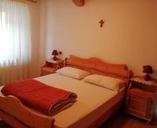 Italy Veneto Padola vacation rental compare prices direct by owner 14208094