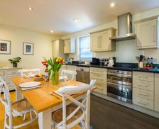 United Kingdom Suffolk Aldeburgh vacation rental compare prices direct by owner 19493123