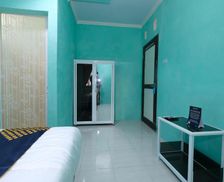 Indonesia Sumatra Pangkal Pinang vacation rental compare prices direct by owner 13730962