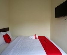 Indonesia Central Java Wonosobo vacation rental compare prices direct by owner 13745272