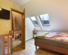 Poland Lower Silesia Jelenia Góra vacation rental compare prices direct by owner 27840733