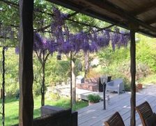 Italy Umbria Tuoro sul Trasimeno vacation rental compare prices direct by owner 14465111