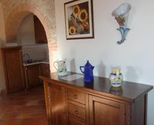 Italy Tuscany Montescudaio vacation rental compare prices direct by owner 14945335