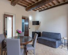 Italy Umbria Montone vacation rental compare prices direct by owner 18777421