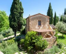 Italy Tuscany Castelmuzio vacation rental compare prices direct by owner 18937472