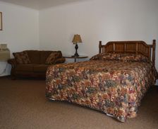 United States Kansas Pratt vacation rental compare prices direct by owner 12679965