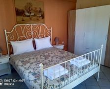 Greece Macedonia Sykia Chalkidikis vacation rental compare prices direct by owner 14210427